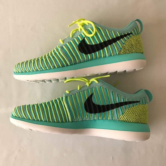 NEW! Women’s Air Nike Roshe Flyknit sz  8 - Picture 3 of 7